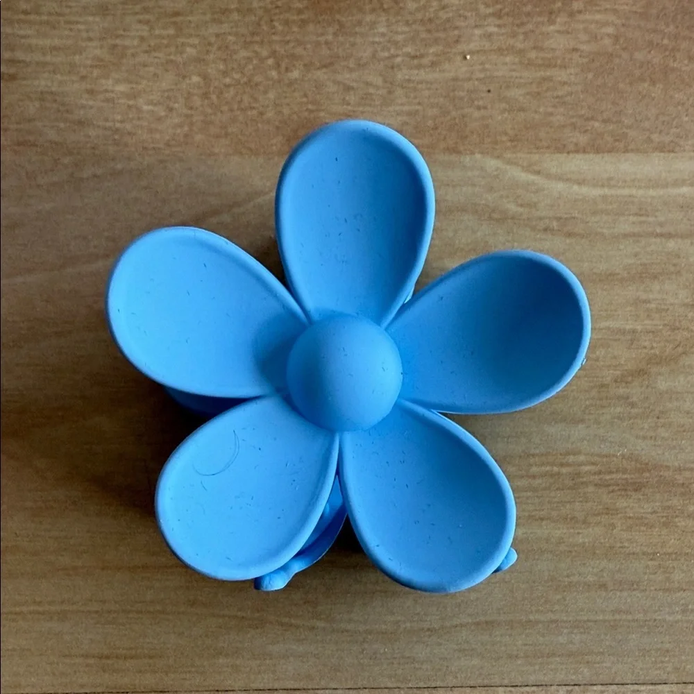 Blue Flower-Shaped Hair Accessory